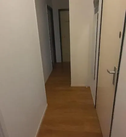 Charlotte, Not For Parties, Not A Hotel, With Shared Bathroom, No Kitchen Penzion Amsterdam