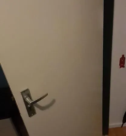 Charlotte, Not For Parties, Not A Hotel, With Shared Bathroom, No Kitchen