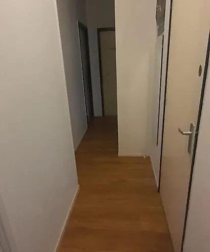 Charlotte, Not For Parties, Not A Hotel, With Shared Bathroom, No Kitchen Pensión Ámsterdam