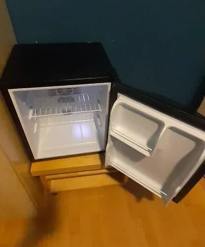 Charlotte, Not For Parties, Not A Hotel, With Shared Bathroom, No Kitchen Ámsterdam